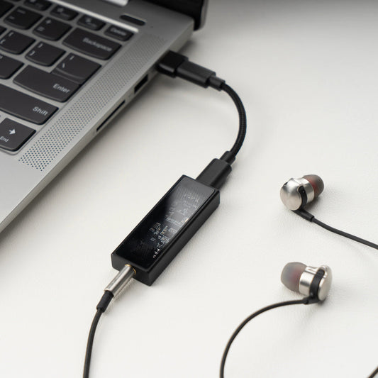 Questyle M12i Taşınabilir DAC Kulaklık Amplifikatörü ve LTC Kablo