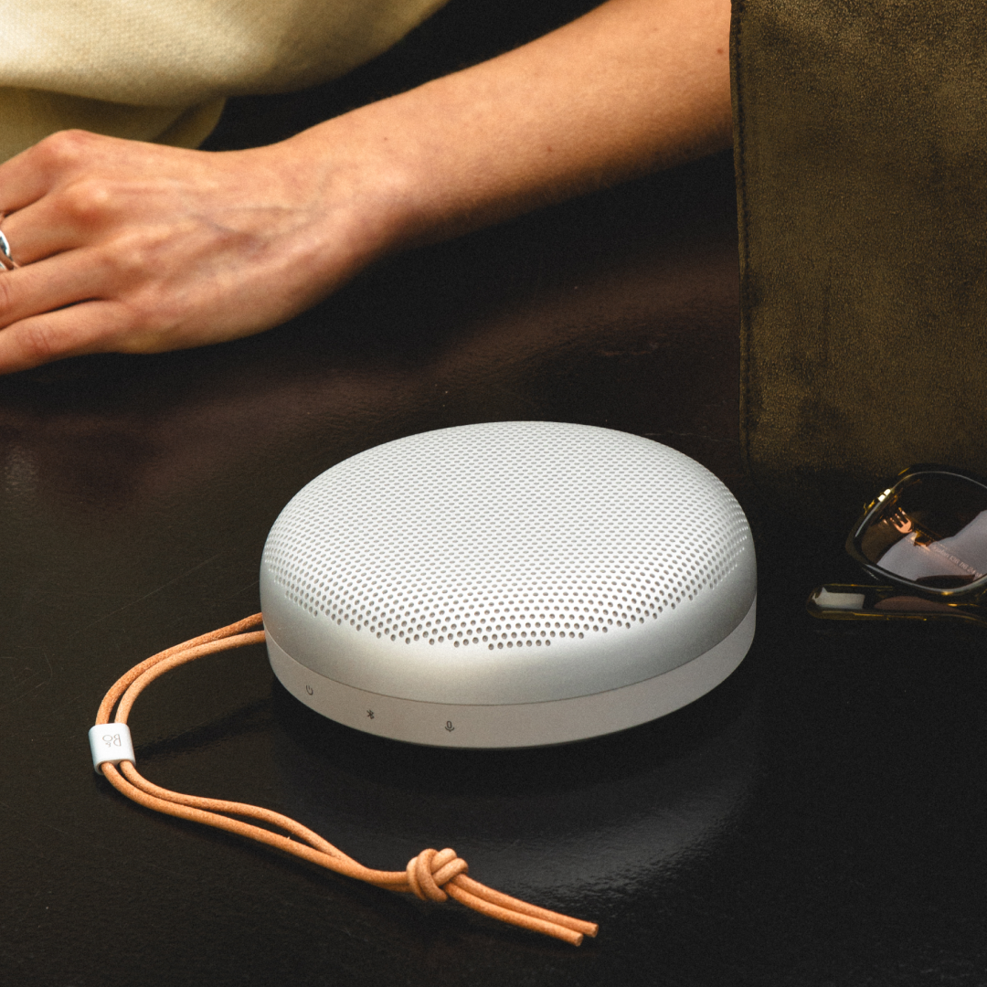 Bang & Olufsen Beosound A1 3. Nesil Su Geçirmez Taşınabilir Bluetooth Hoparlör