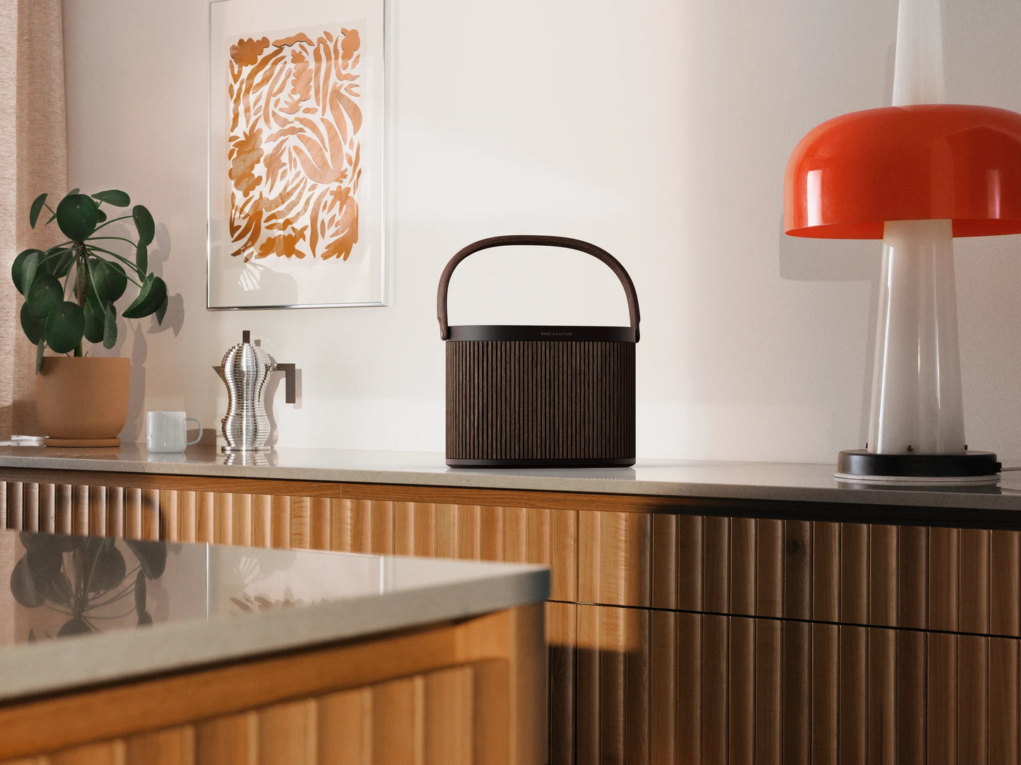 Bang & Olufsen Beosound A5 Taşınabilir Kablosuz Hoparlör